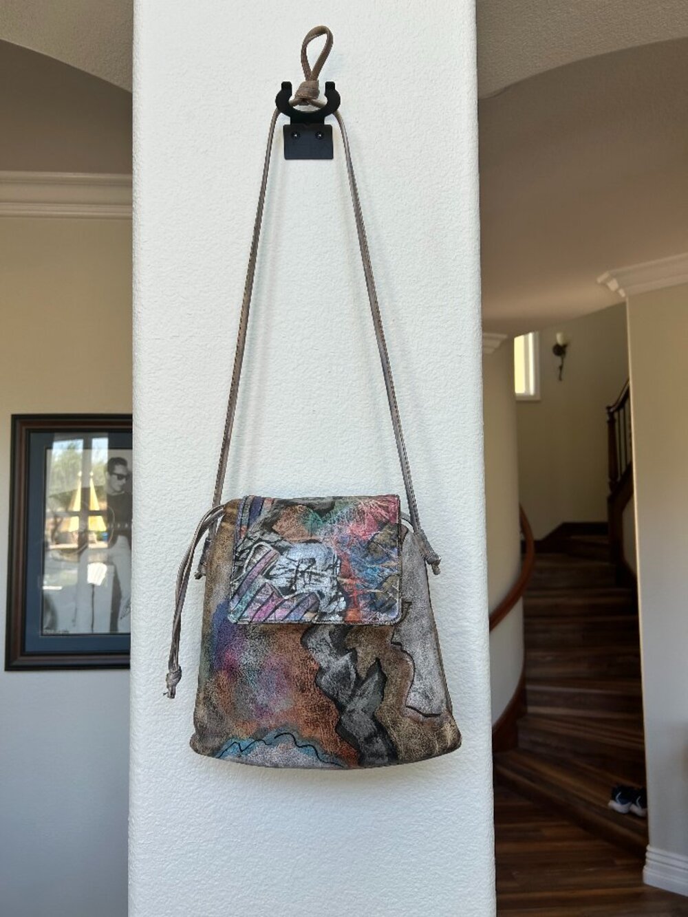 Vintage Jane Yoo hand painted and signed leather crossbody bag